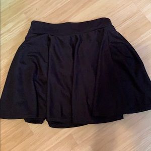 BLACK SKATER SKIRT